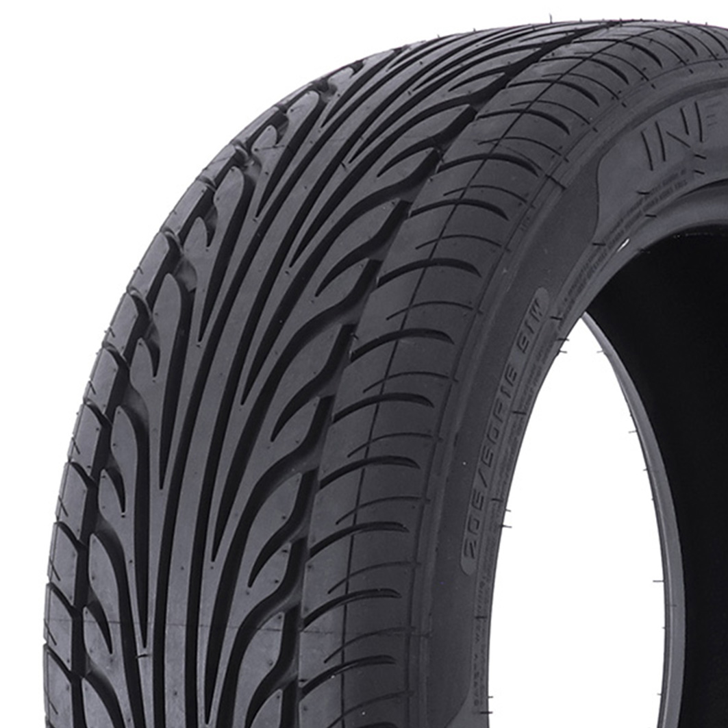 INFINITY INF050 215/45R17
